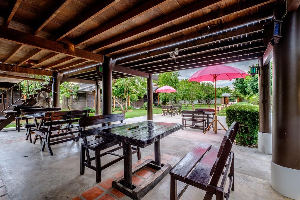Banyen Villa สันทราย ภายนอก รูปภาพ